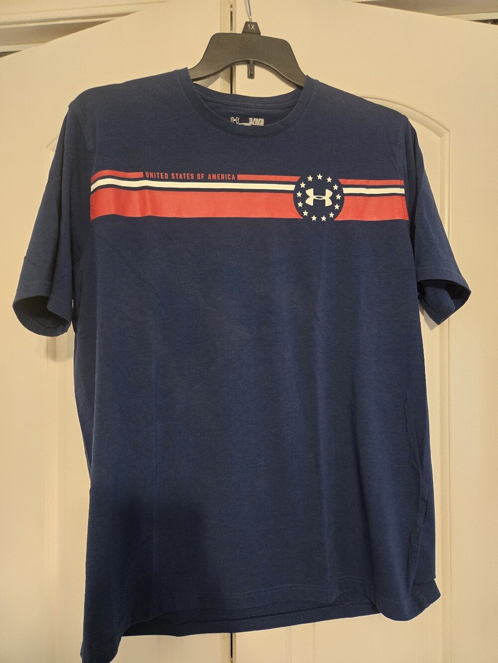 Under Armour Men’s Navy Short-Sleeve Tee with Red Accent and Star Logo